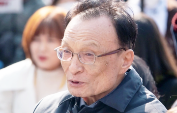 Былы прэм’ер Паўднёвай Карэі памёр падчас візіту ў В’етнам